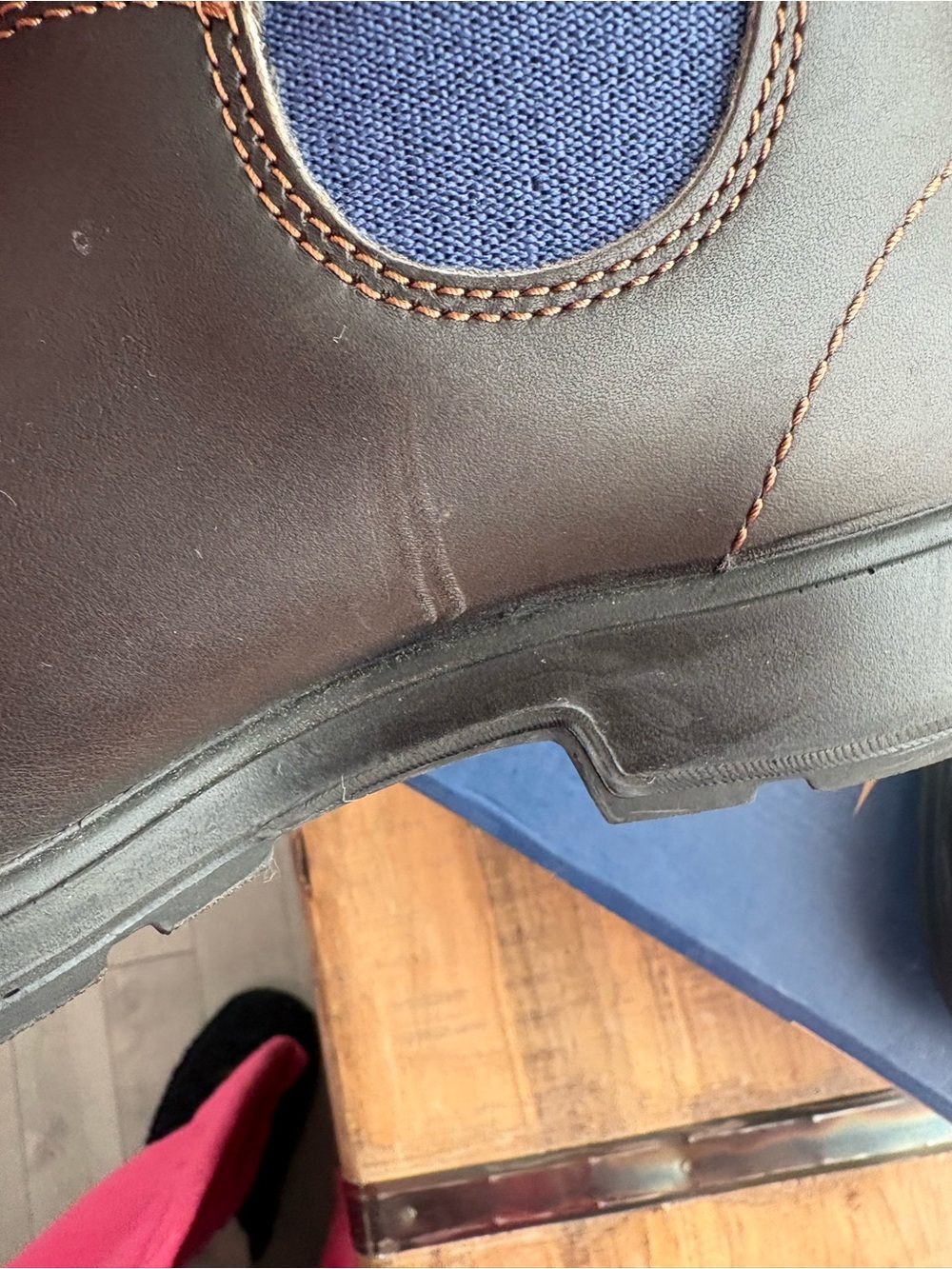 Blundstone Women’s Boots - Dark Brown with Navy Elastic - Picture 10 of 11